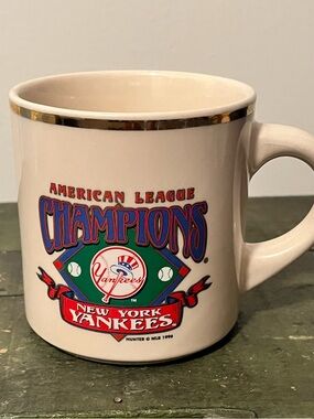 New York Yankees American League Champions Ceramic Mug - White with Gold Trim